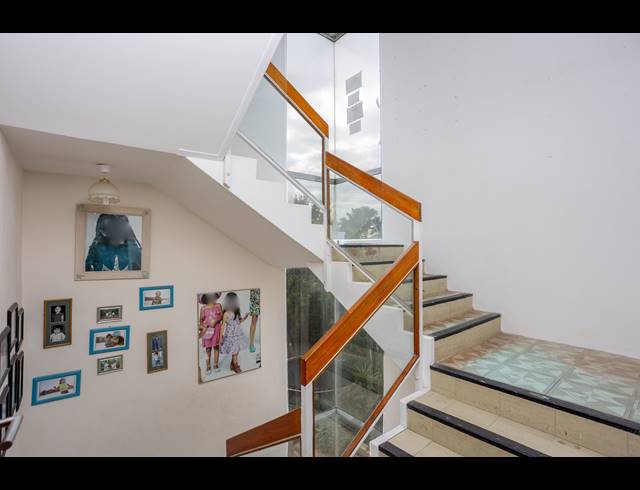 6 BEDROOM FREEHOLD FOR SALE IN MARINA DA GAMA